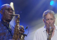 Soirée Afrique à Jazz à Vienne : Manu Dibango au cœur d’un « Safari Symphonique »