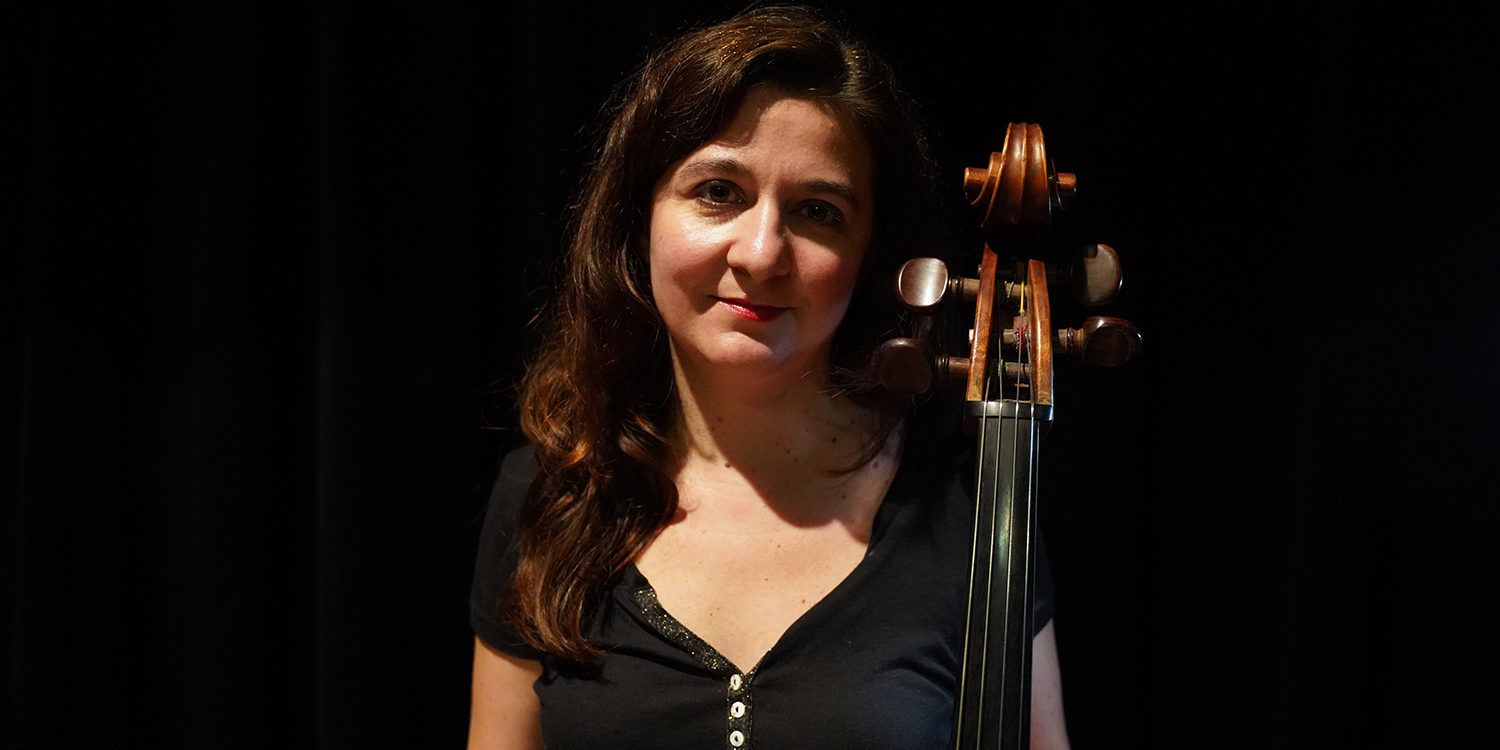 Anna-Luis-cello-portrait-LCDM-20_07-@Stephanie-Griguer-BD-1500×750